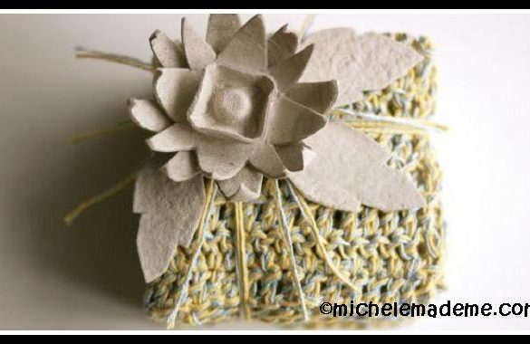 How to make an Egg Carton Flower Bow